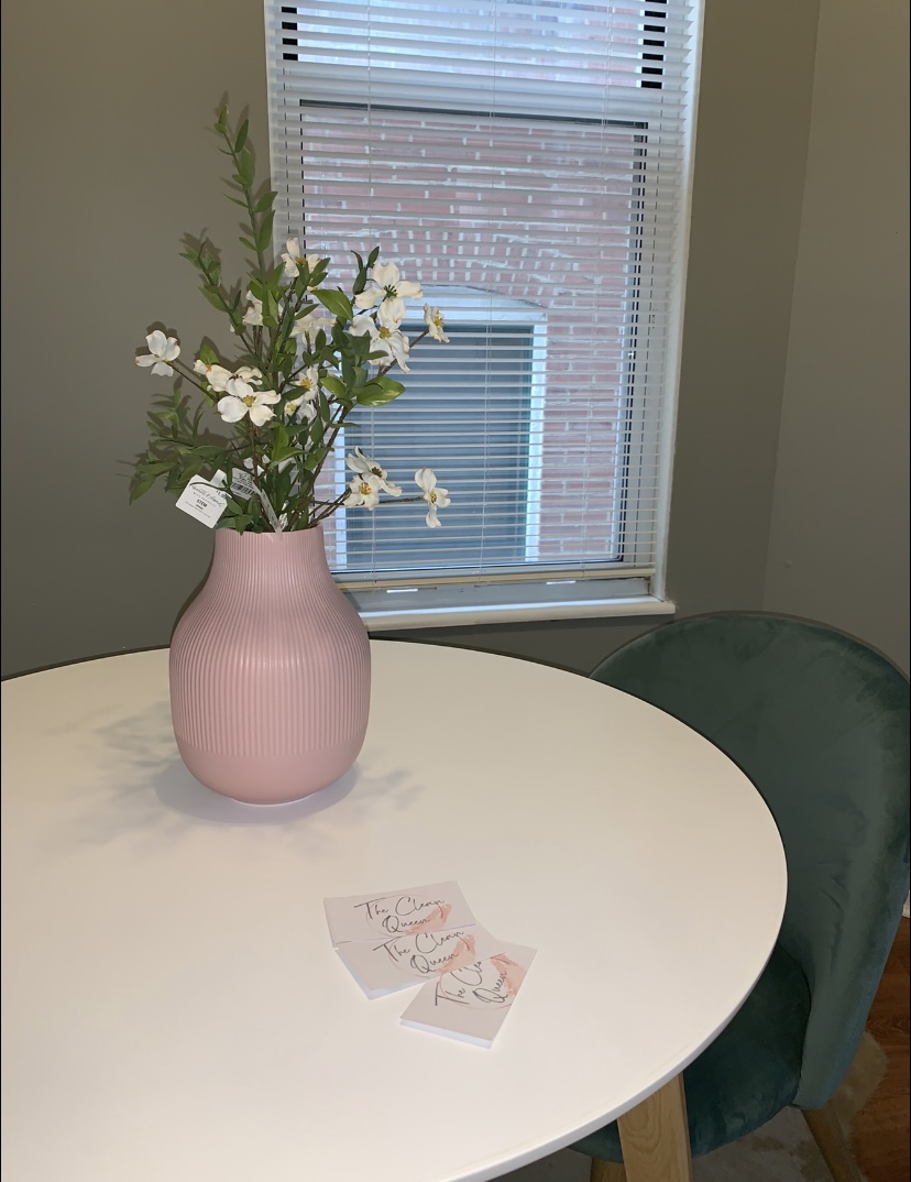 Dining room cleaning